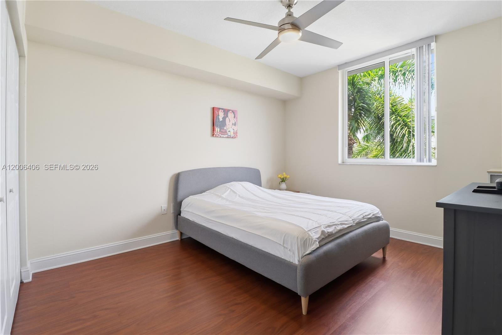 VERANDA CONDO - Residential