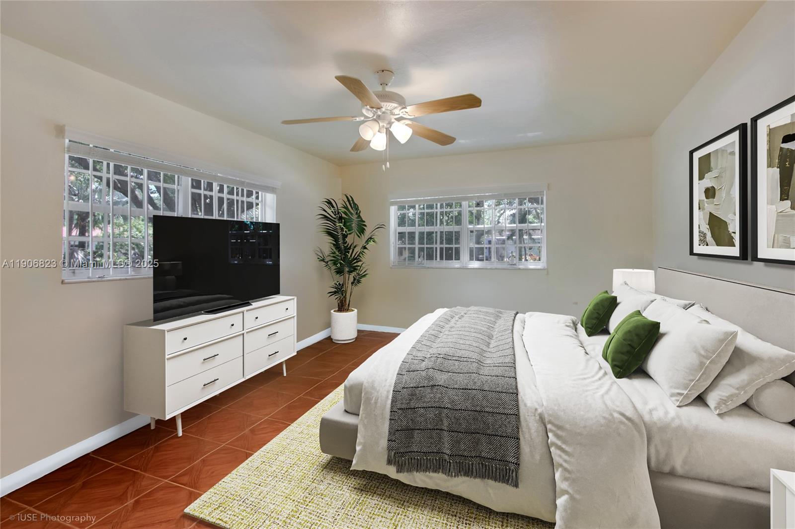 PLANTATION GARDENS 2ND SE - Residential