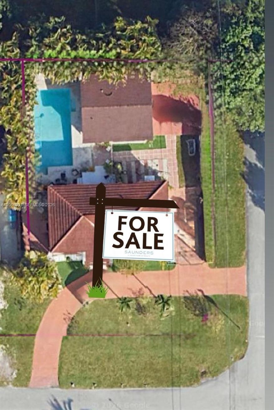 Great opportunity to have a corner house located in the heart of Miami. This house is 3/2 with a guest house included of 1B/1B with private access and gate. Offering enchanting privacy, natural light, and a stunning backyard pool with a tropical oasis perfect for entertaining.