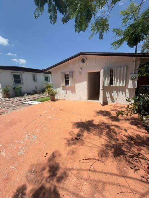 ARTBILT HOMES - Residential