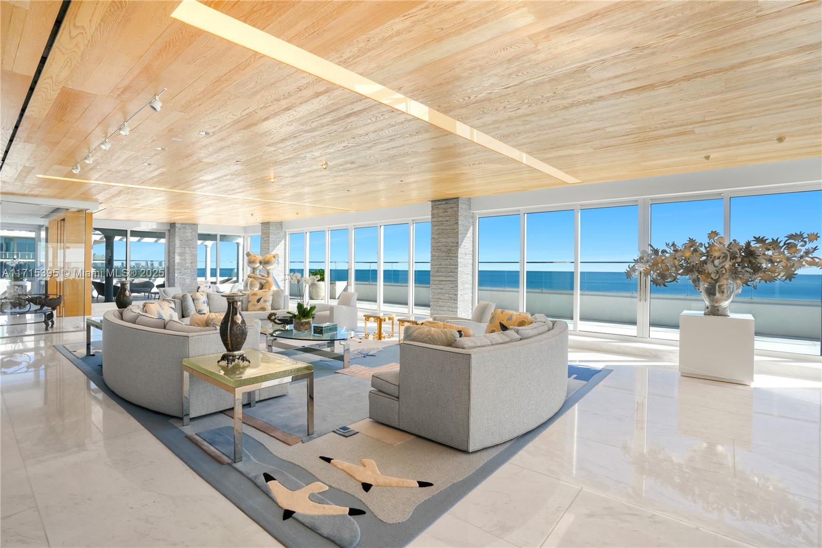 430 Grand Bay Drive PH-1AN