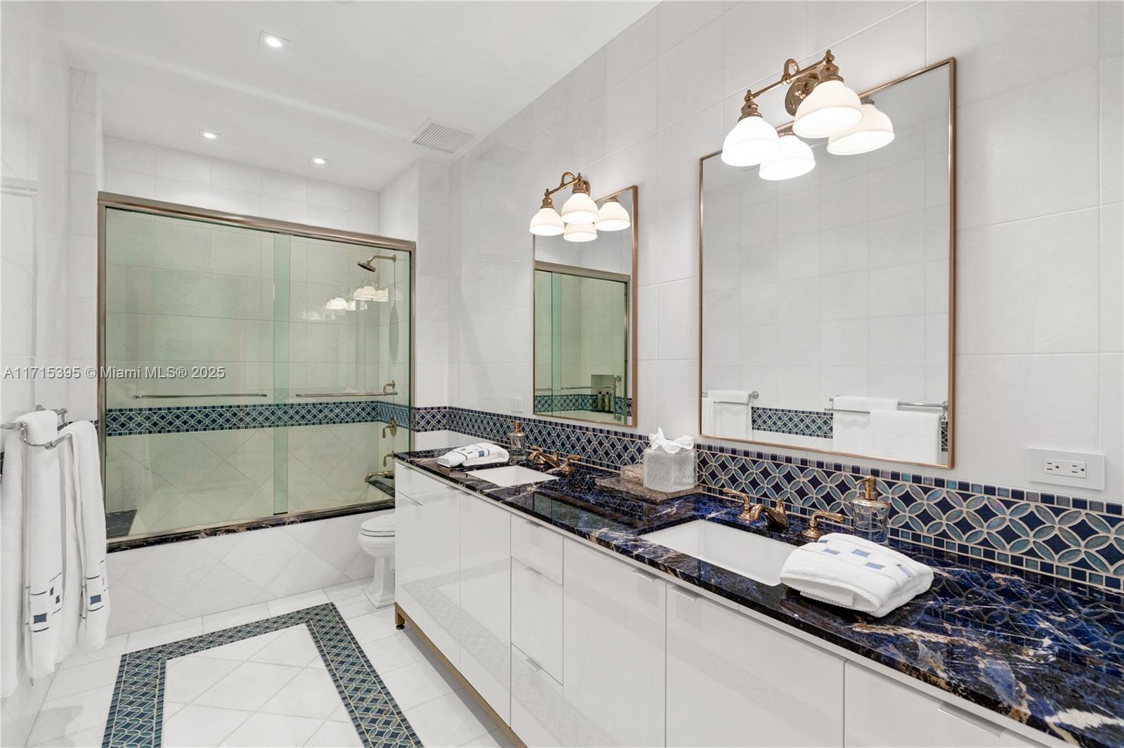 GRAND BAY TOWER CONDO - Residential