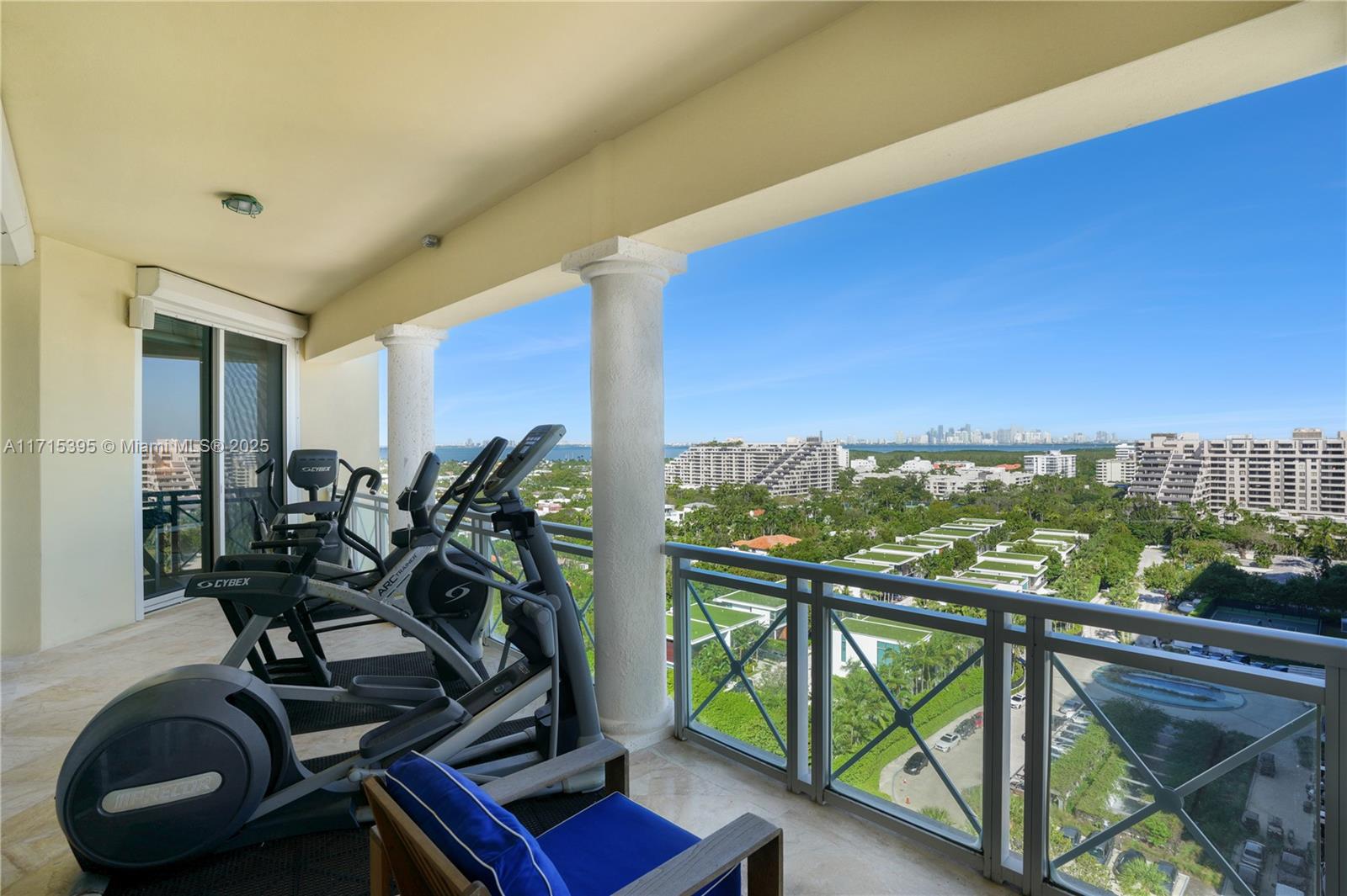 GRAND BAY TOWER CONDO - Residential