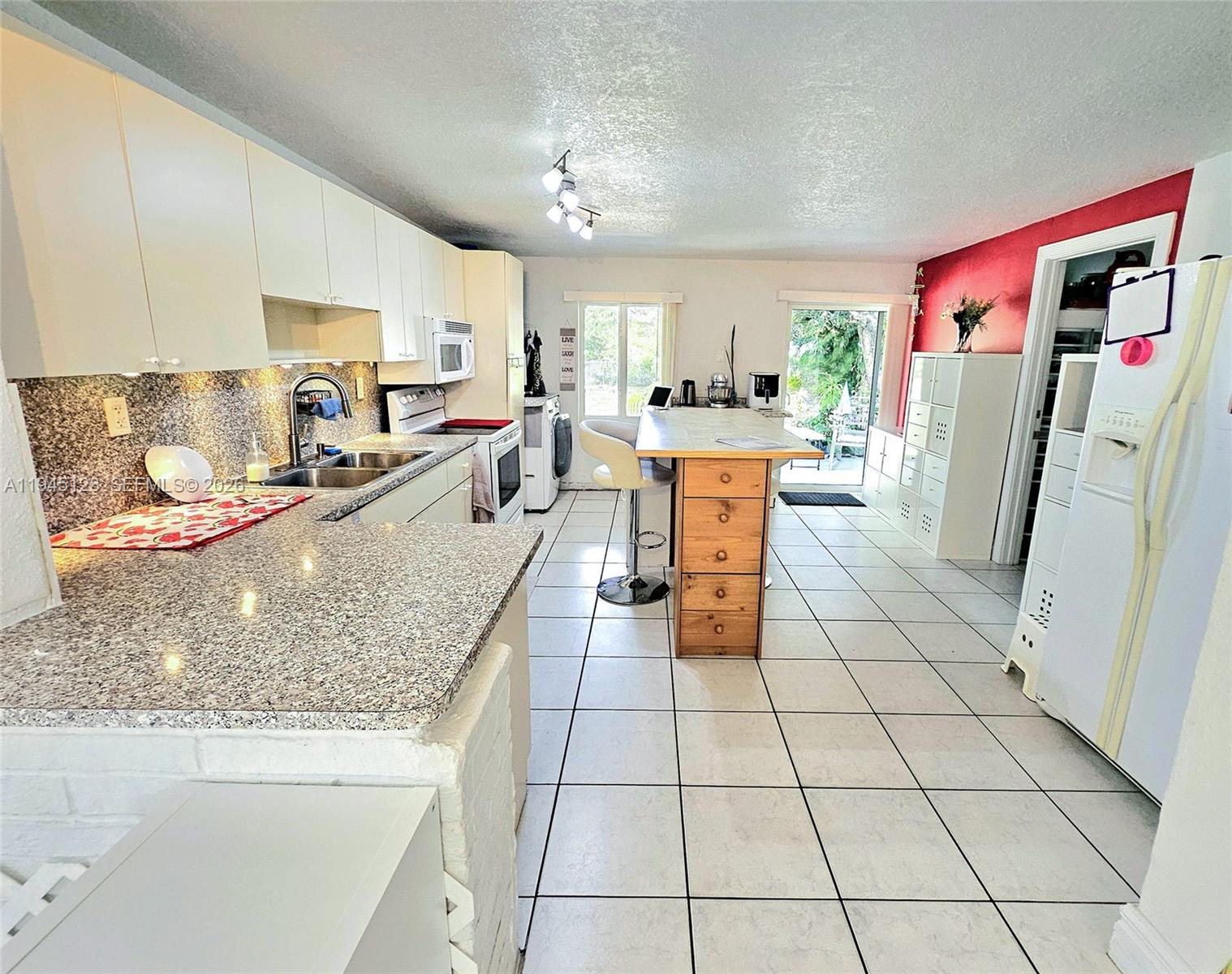 OVERBROOK SHORES - Residential