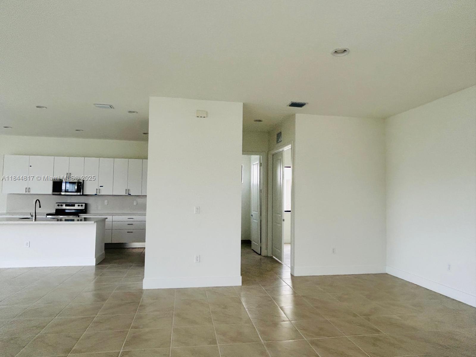 MAPLE RIDGE AT AVE MARIA - Residential