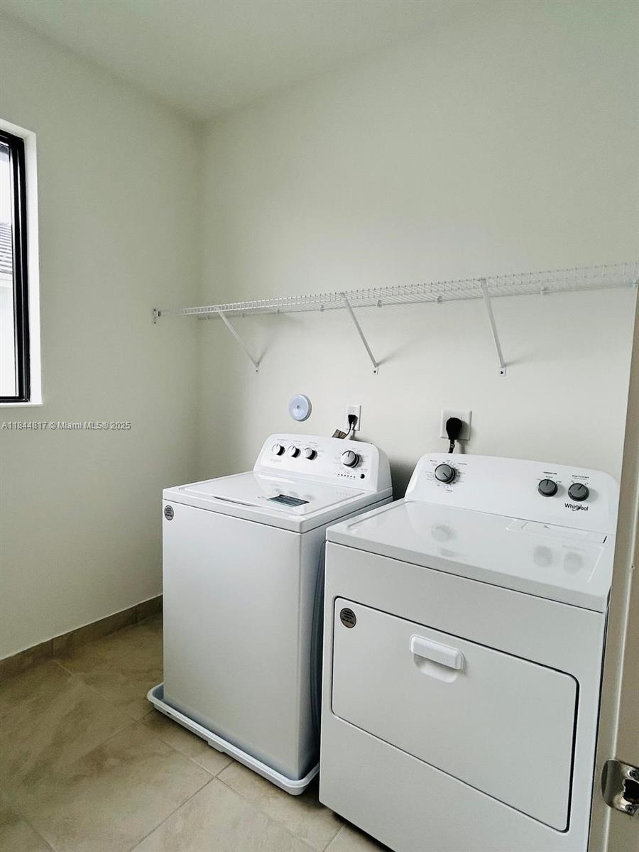 MAPLE RIDGE AT AVE MARIA - Residential