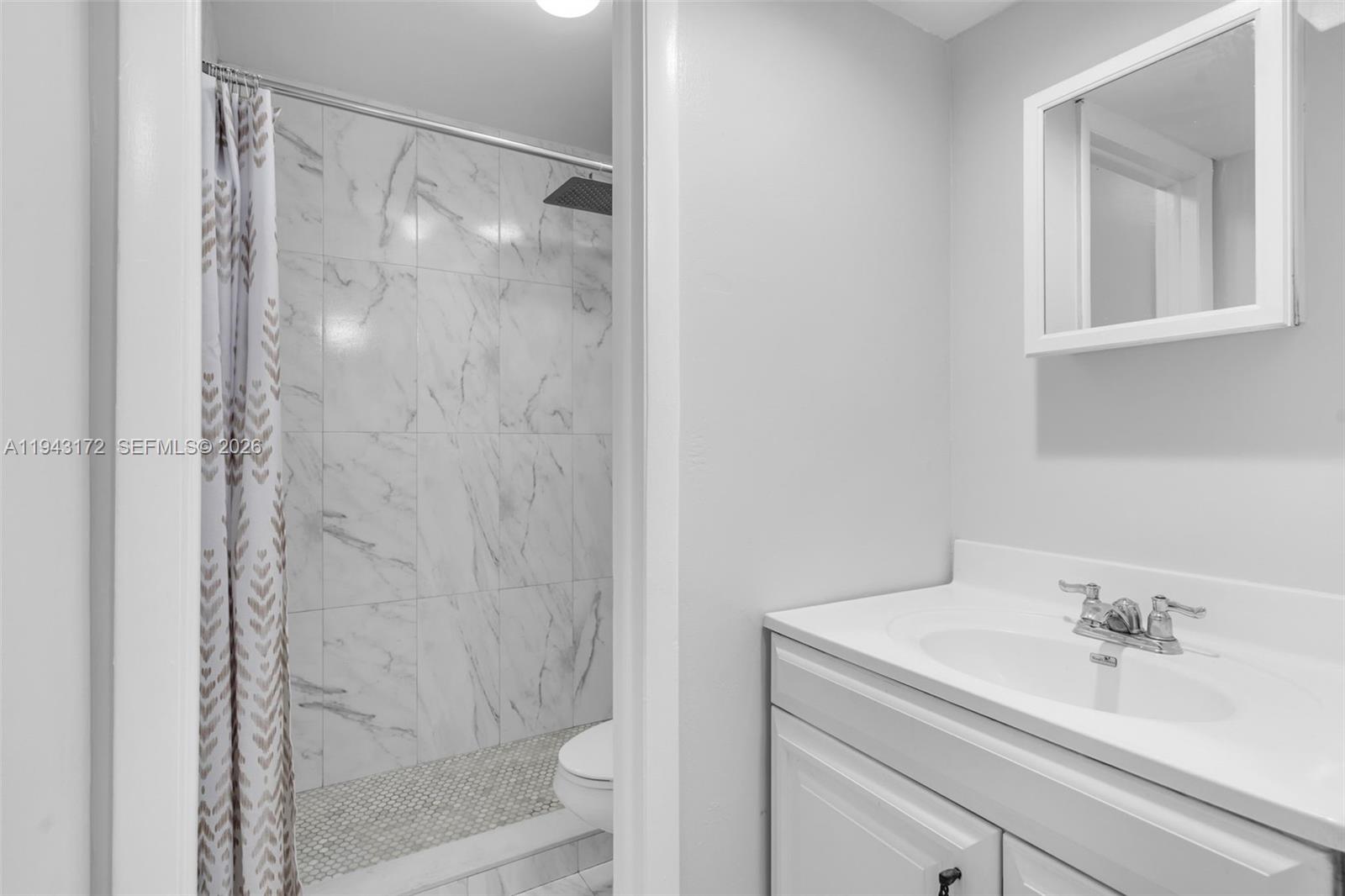 TROPICAL PARK VILLAS COND - Residential