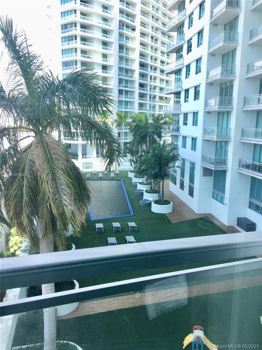 MINT CONDO - Residential