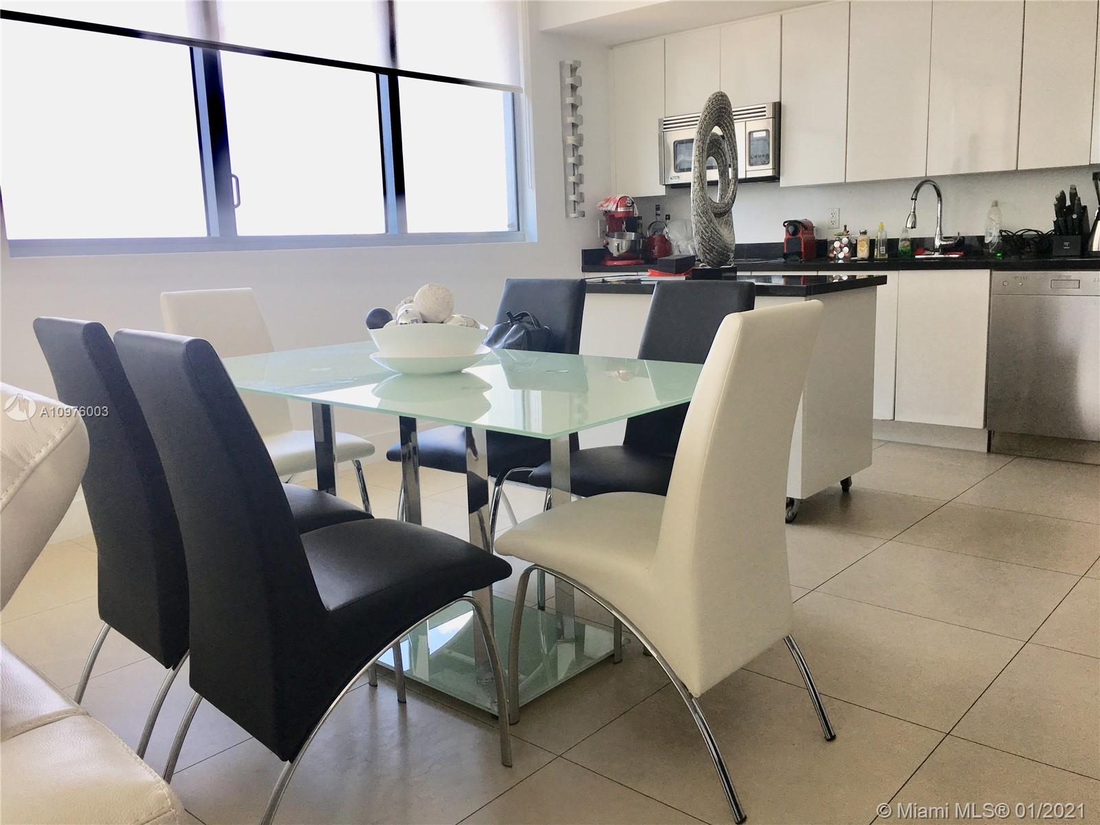 MINT CONDO - Residential