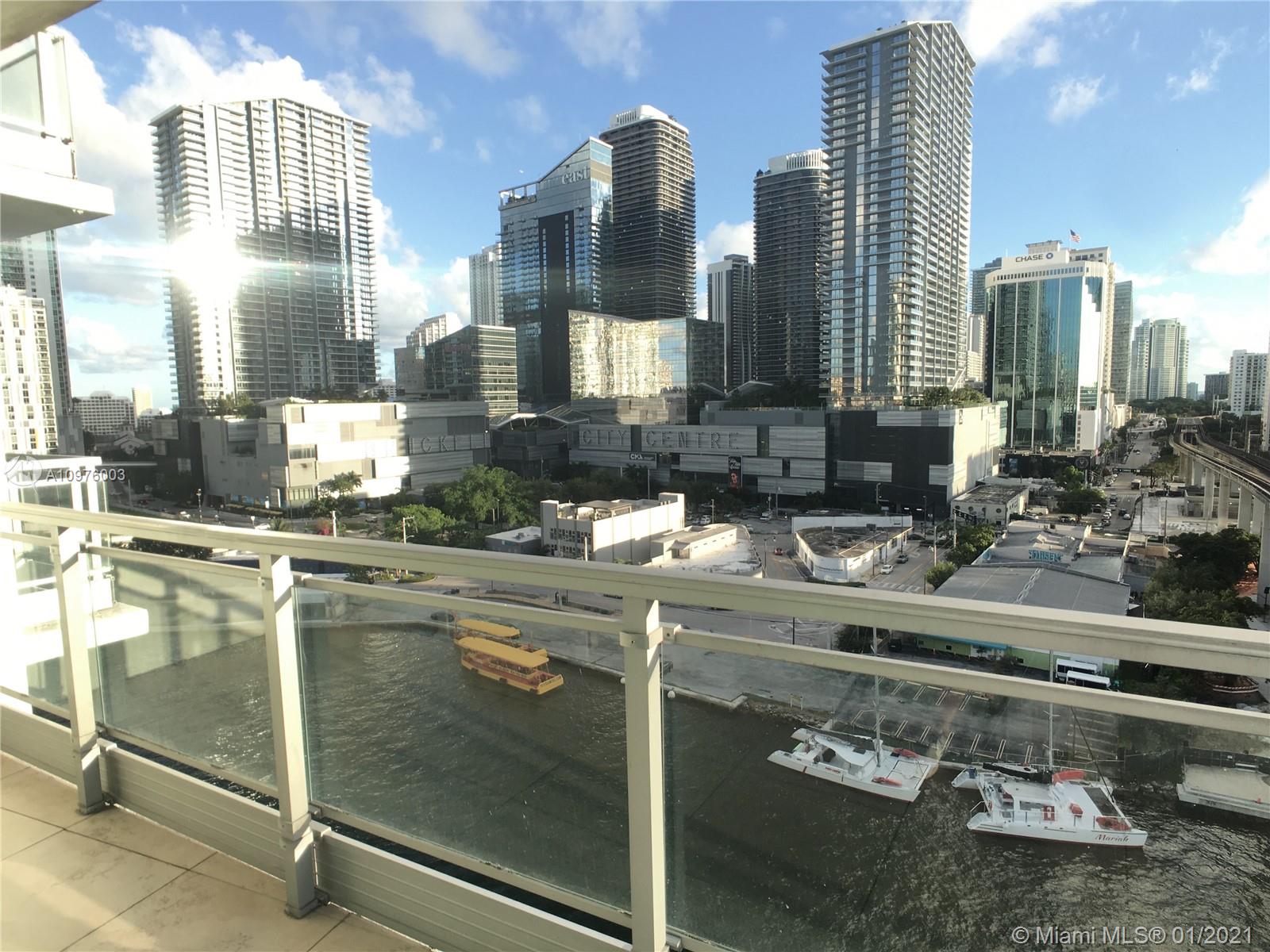 MINT CONDO - Residential