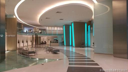 MINT CONDO - Residential