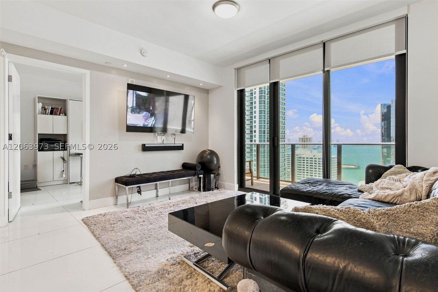 1010 Brickell Ave 2403