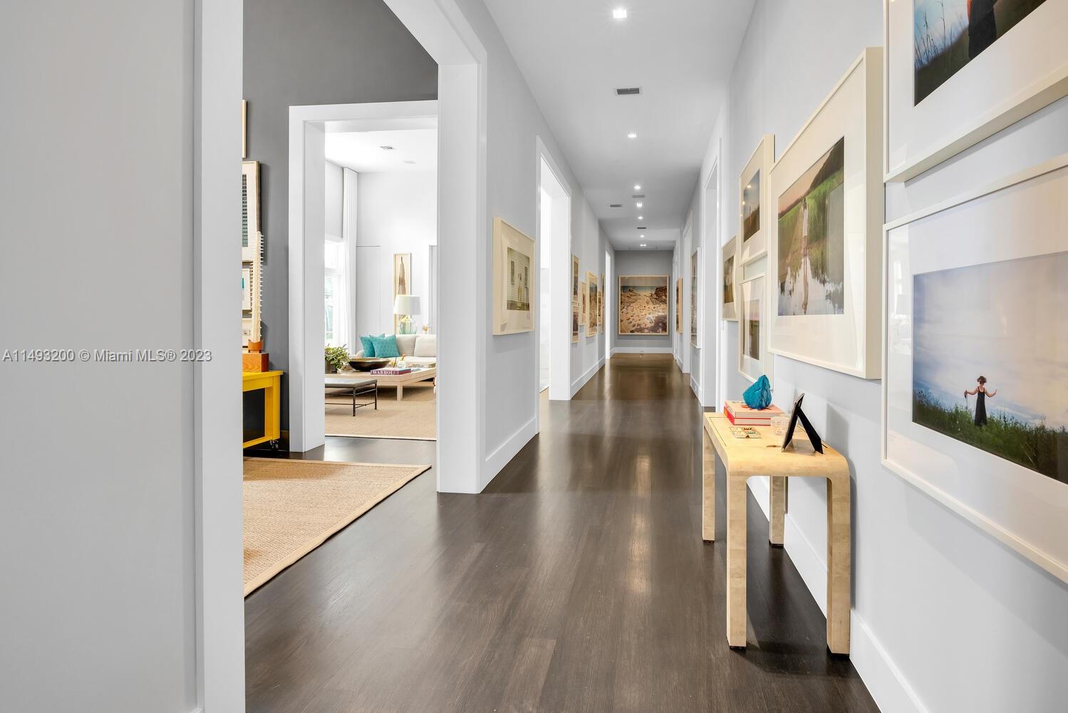 CORAL GABLES BISC BAY SEC - Residential