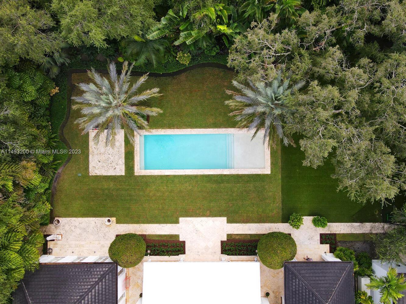 CORAL GABLES BISC BAY SEC - Residential