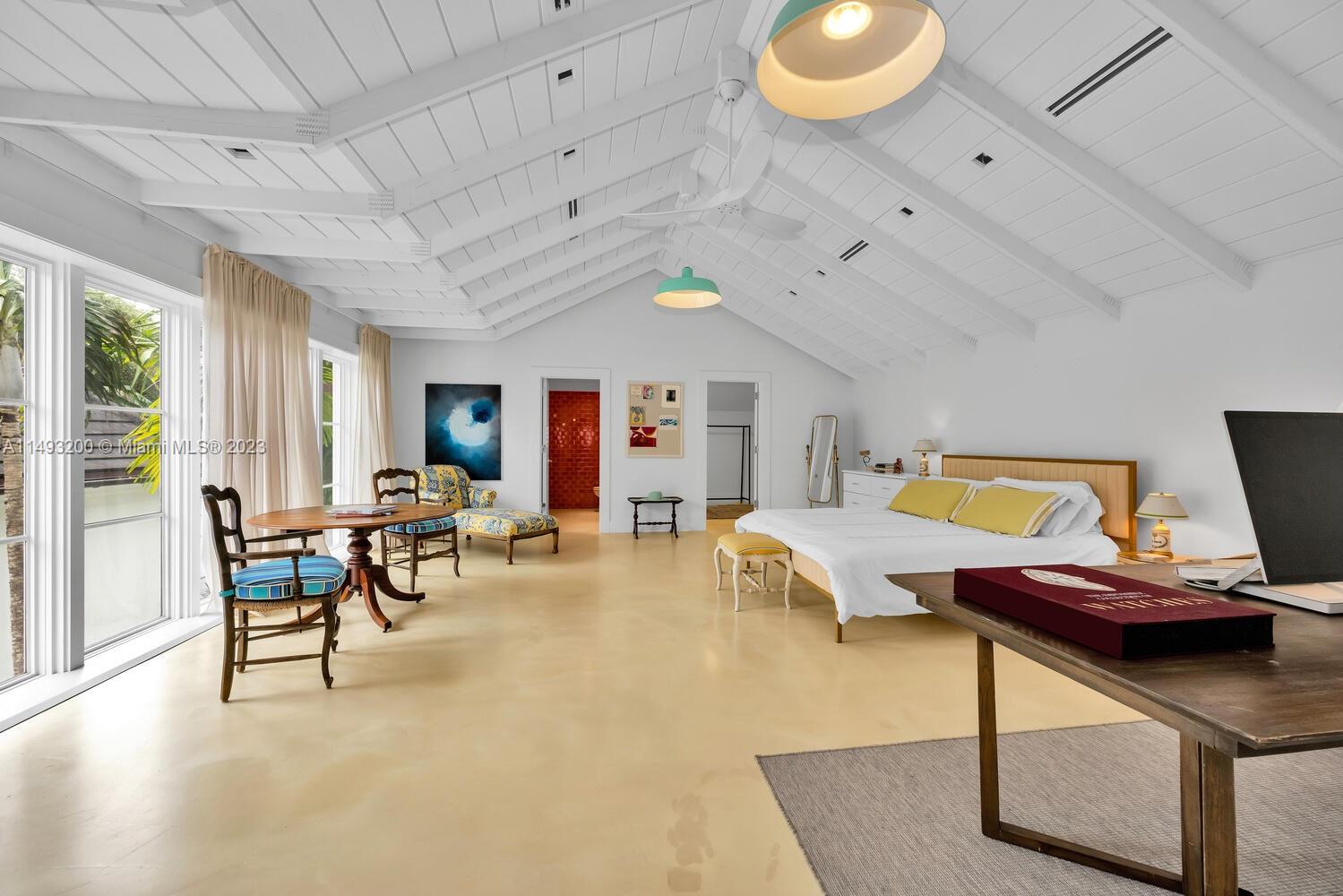 CORAL GABLES BISC BAY SEC - Residential