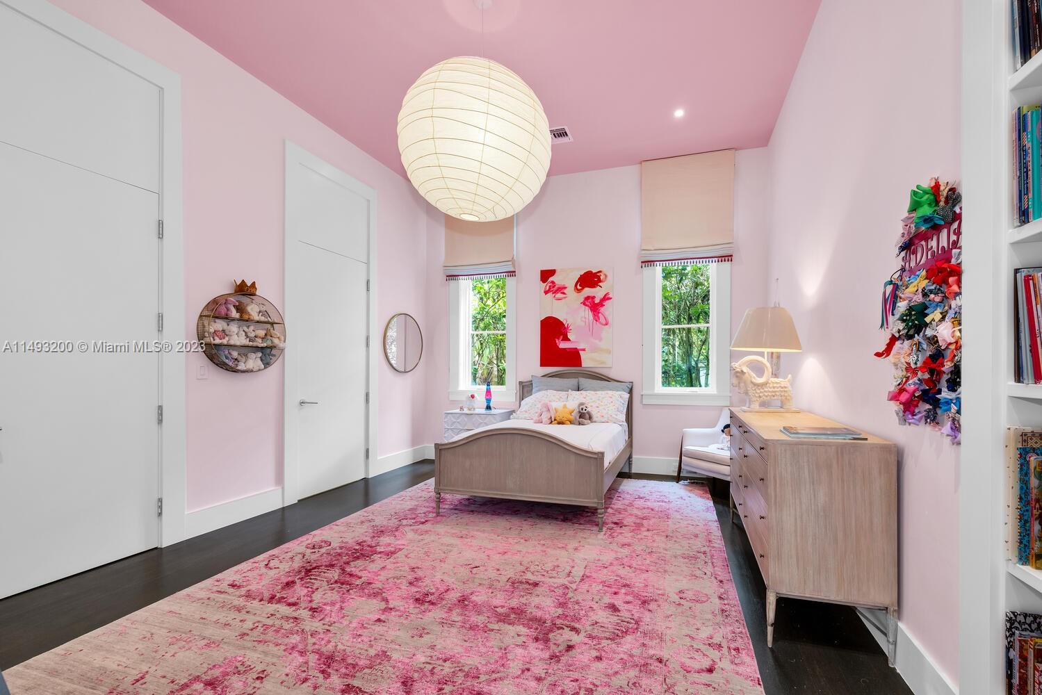 CORAL GABLES BISC BAY SEC - Residential