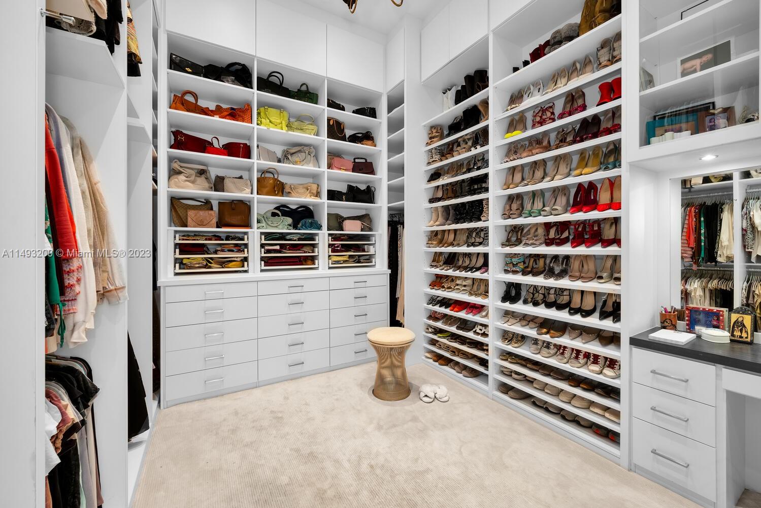 CORAL GABLES BISC BAY SEC - Residential