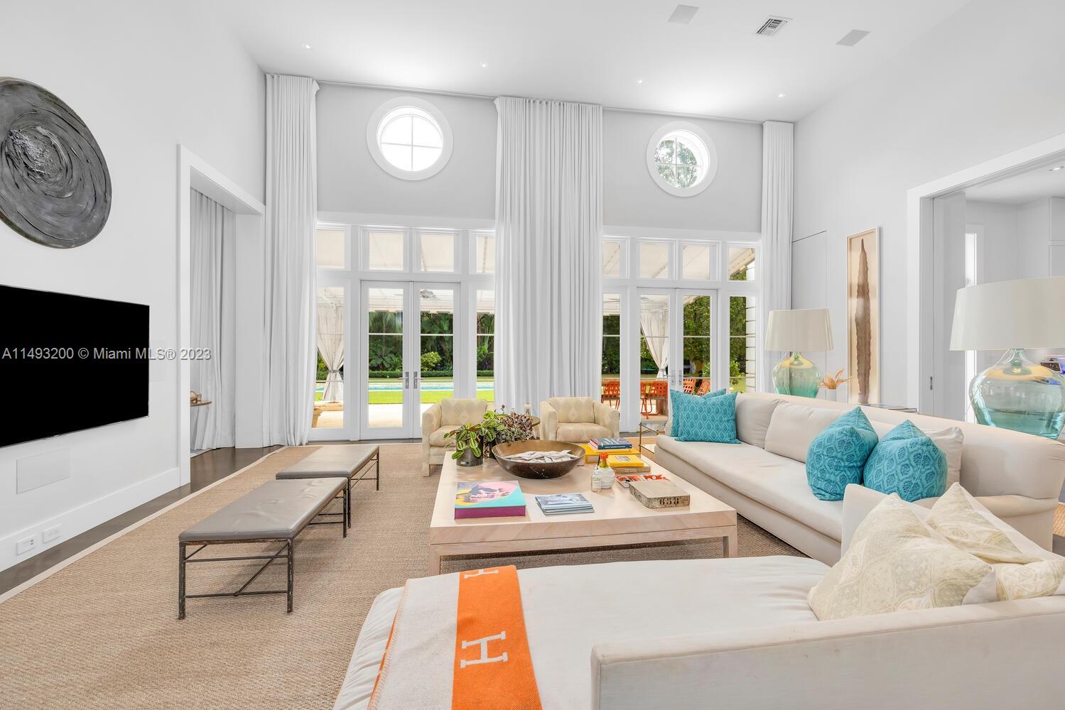 CORAL GABLES BISC BAY SEC - Residential