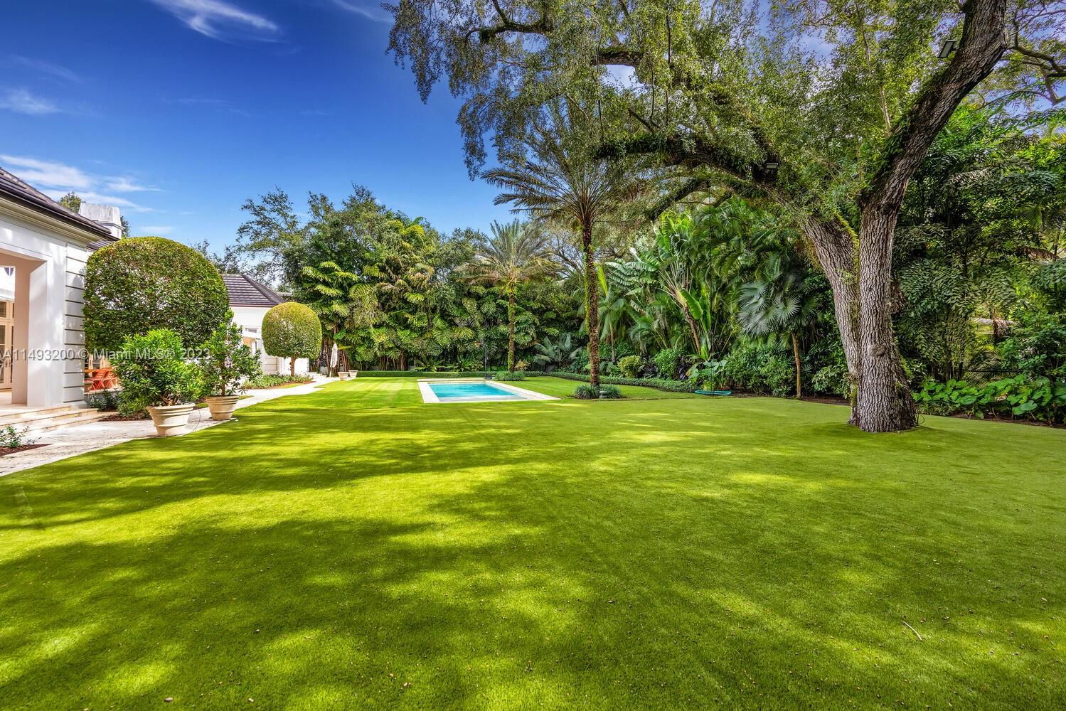 CORAL GABLES BISC BAY SEC - Residential