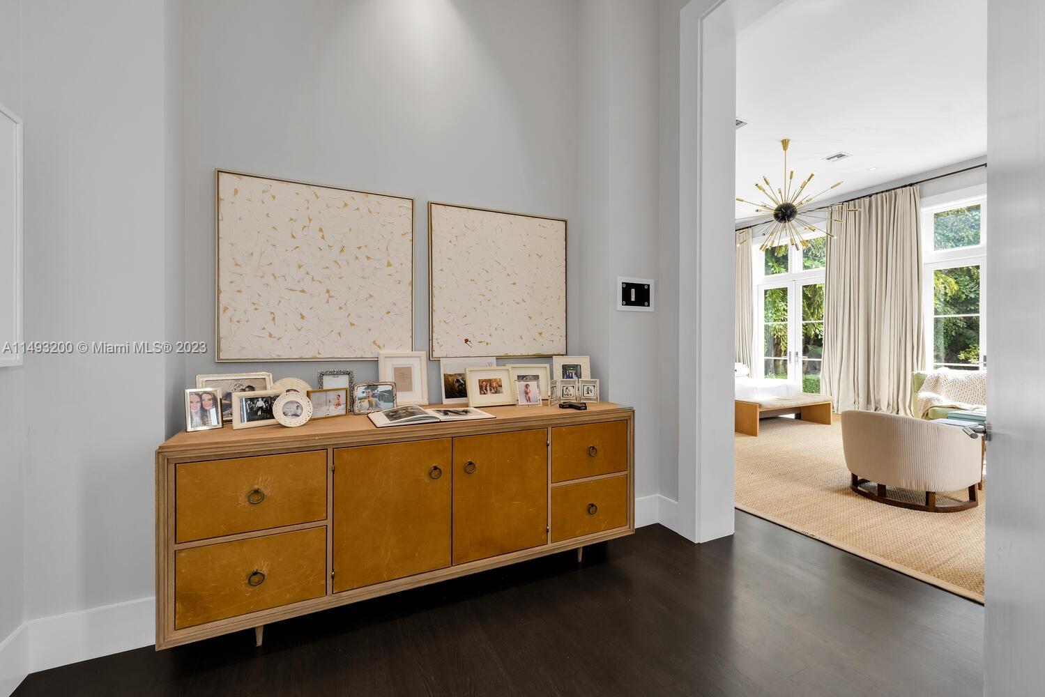 CORAL GABLES BISC BAY SEC - Residential