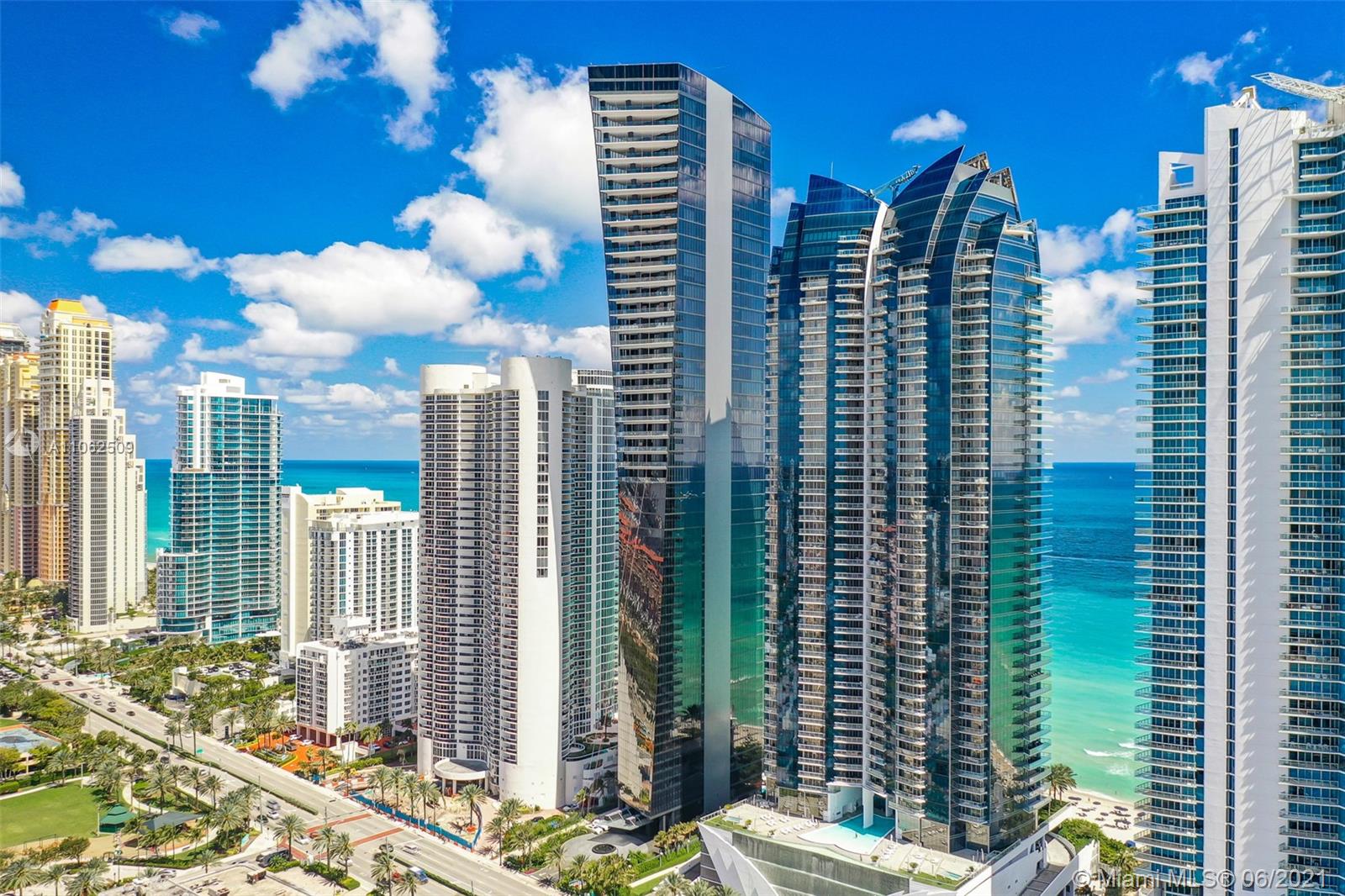 MUSE CONDO - Residential