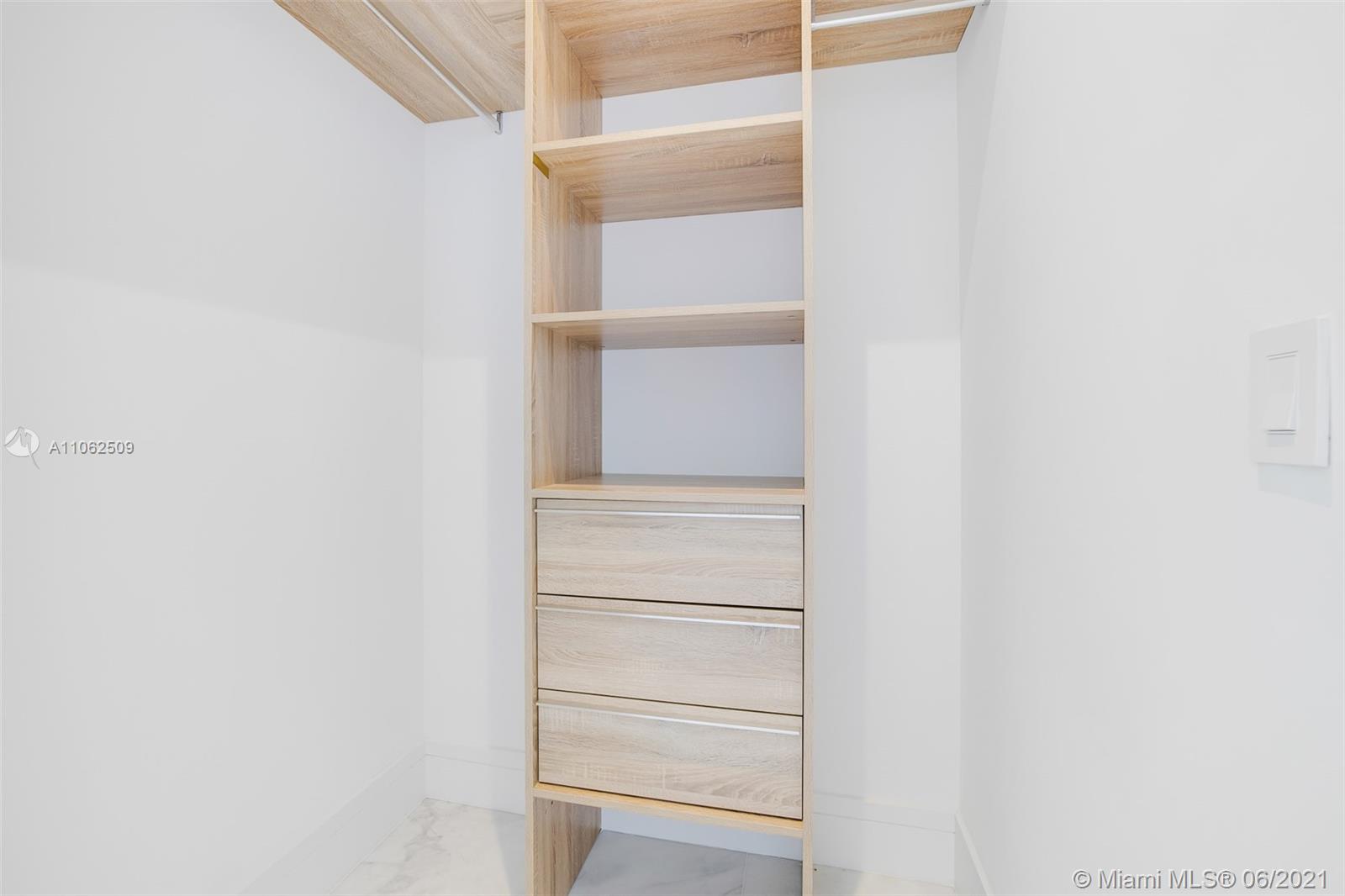 MUSE CONDO - Residential