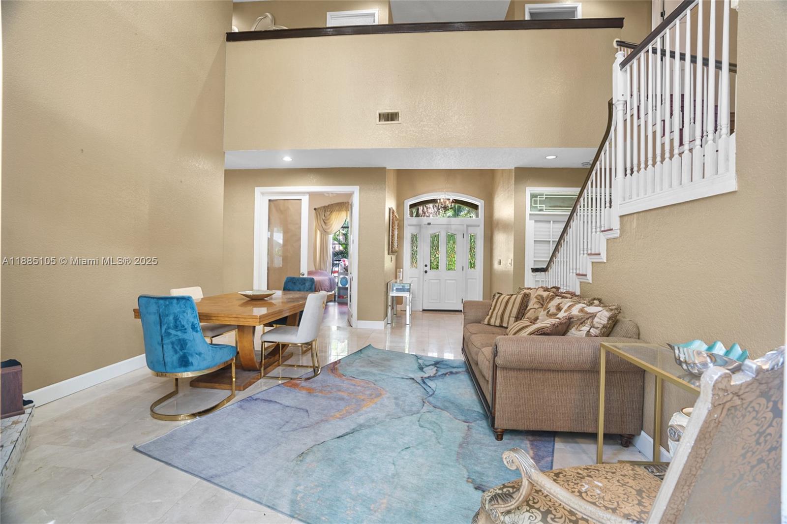 WOODSIDE ESTATES - Residential