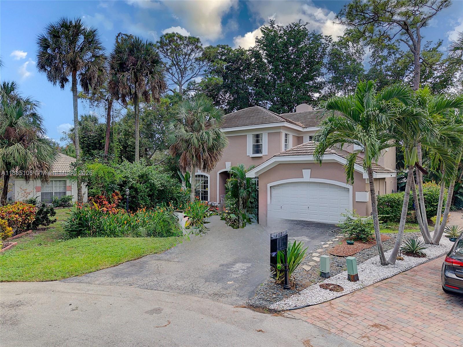 WOODSIDE ESTATES - Residential