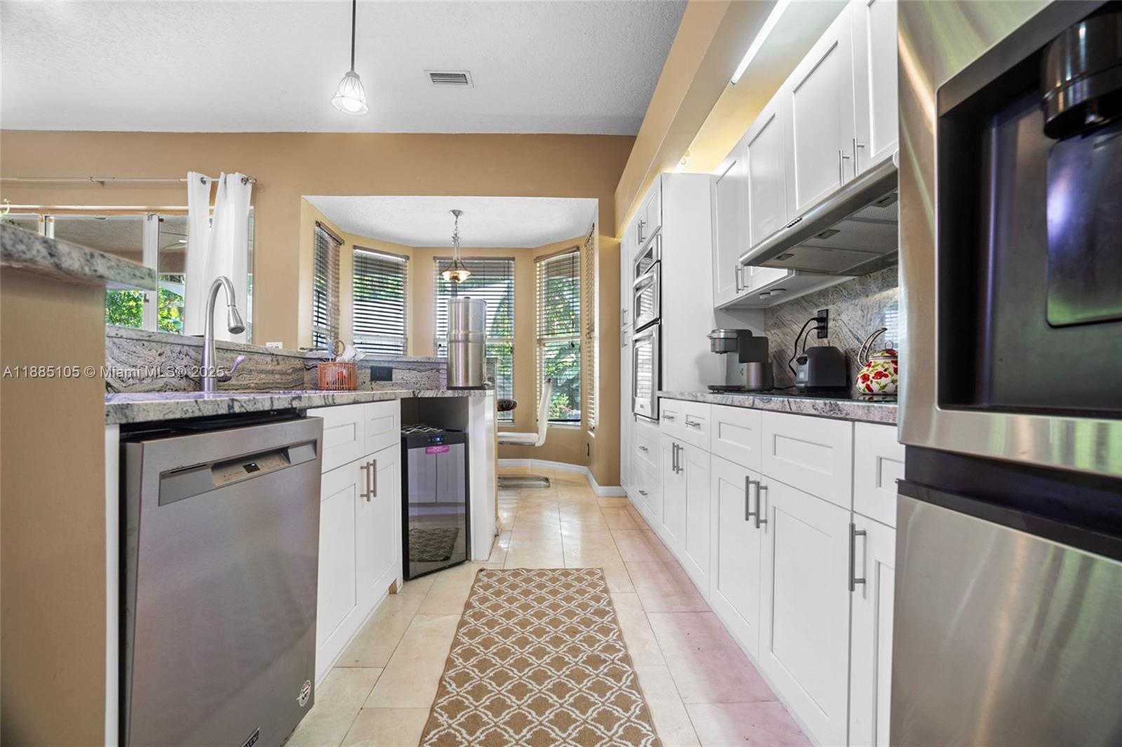 WOODSIDE ESTATES - Residential