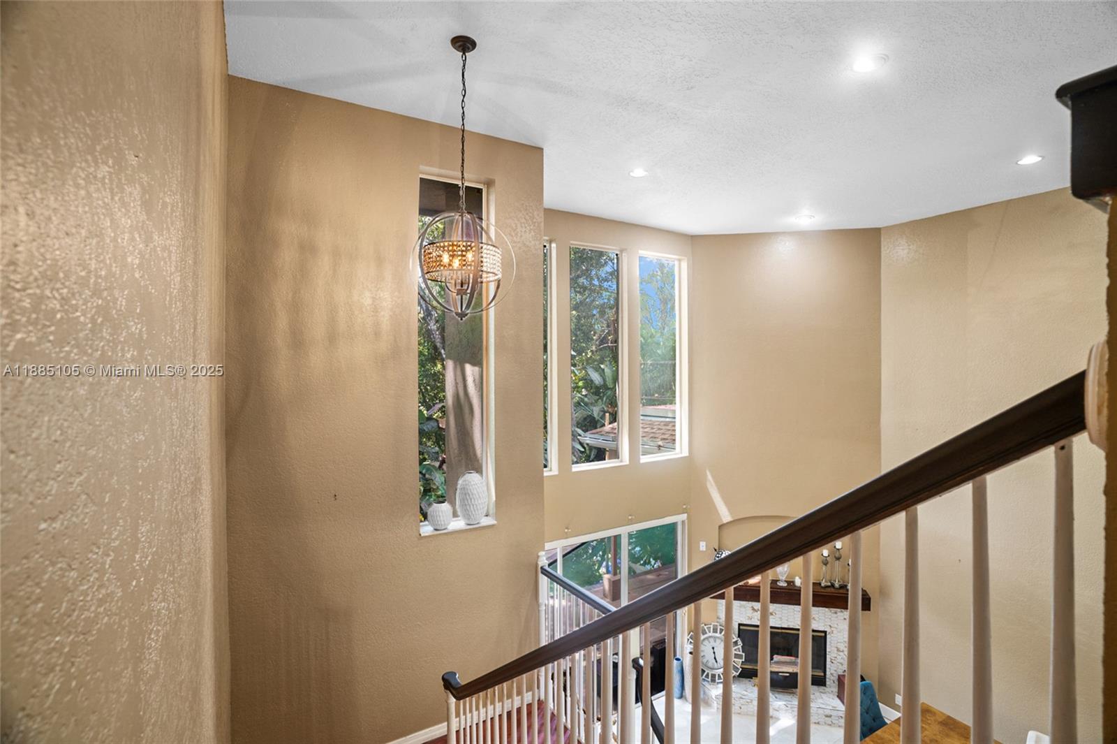 WOODSIDE ESTATES - Residential