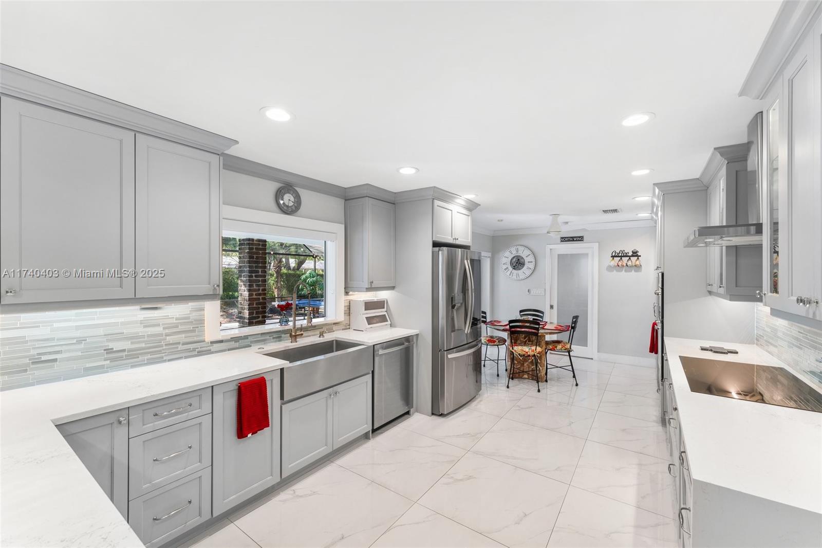 THE OAKS - Residential