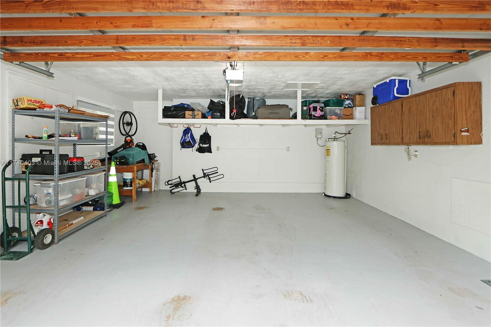 THE OAKS - Residential