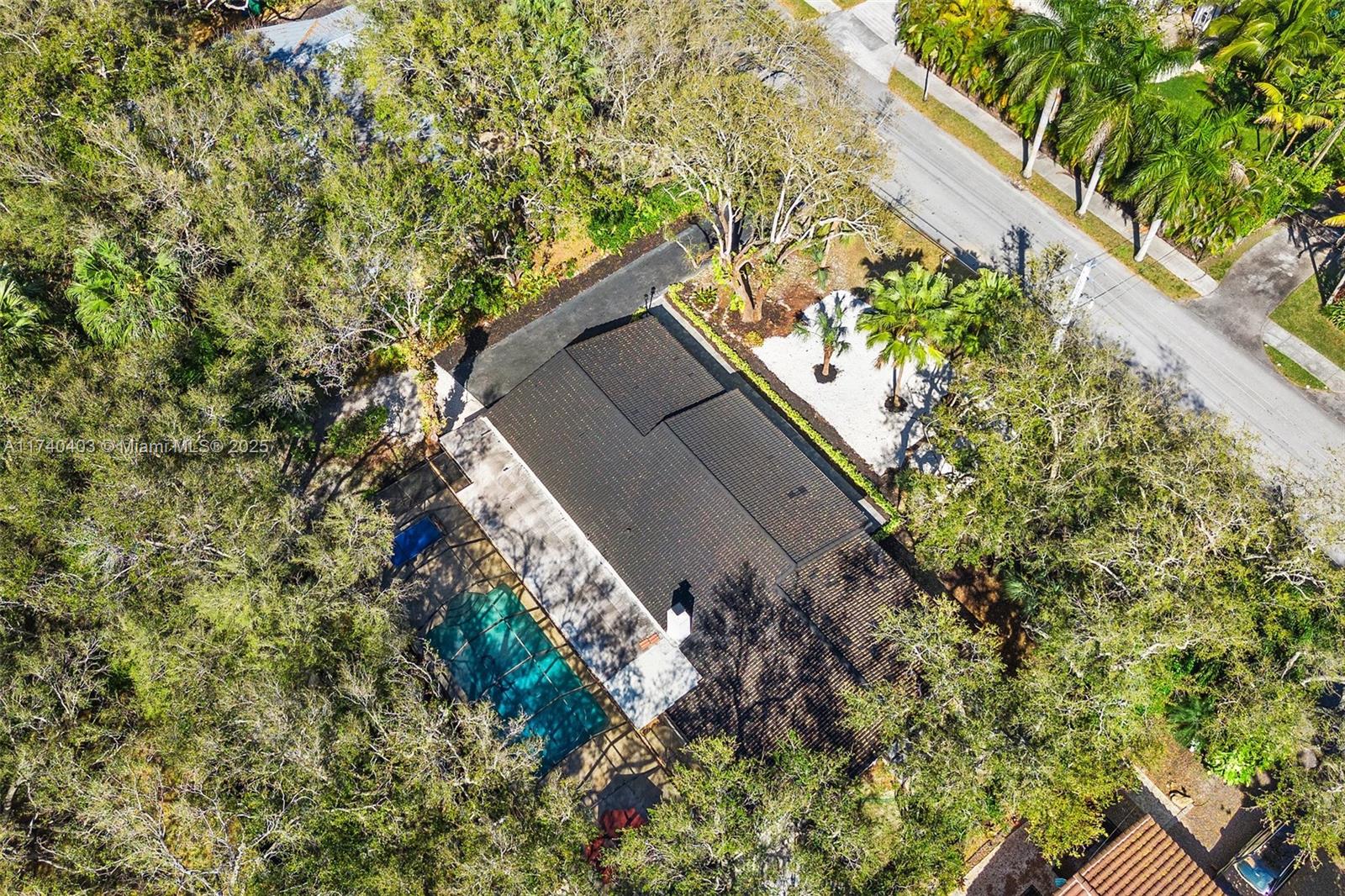 THE OAKS - Residential