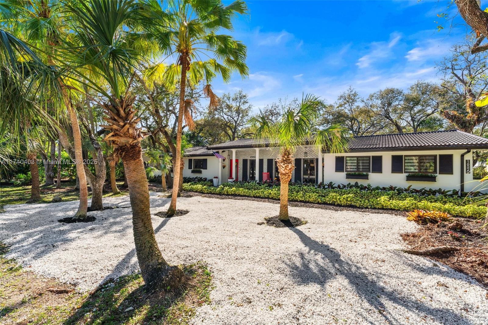 Property for Sale at 16520 Sw 80th Ave, Palmetto Bay, Miami-Dade County, Florida - Bedrooms: 3 
Bathrooms: 2  - $1,100,000