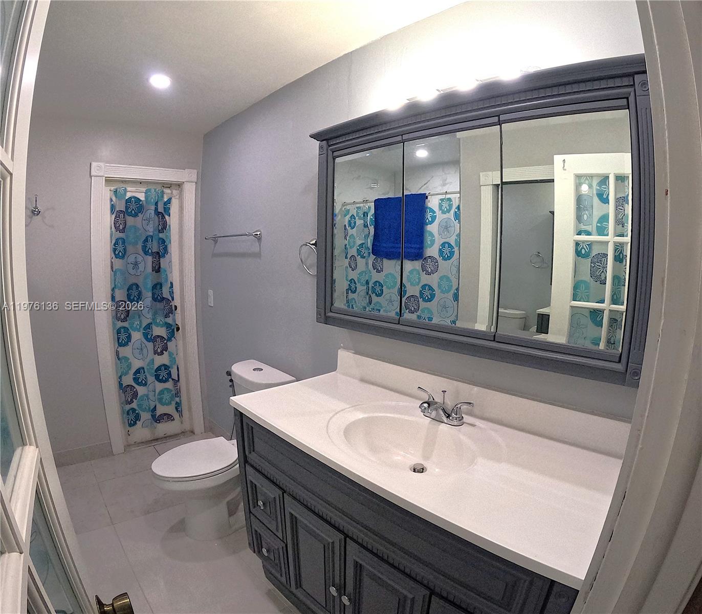 SHORES CALUSA - Residential