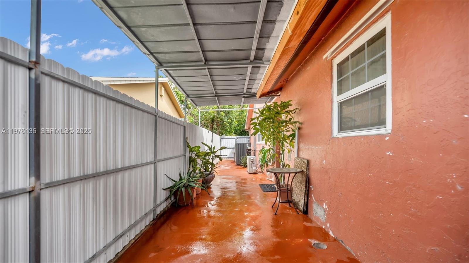 SHORES CALUSA - Residential