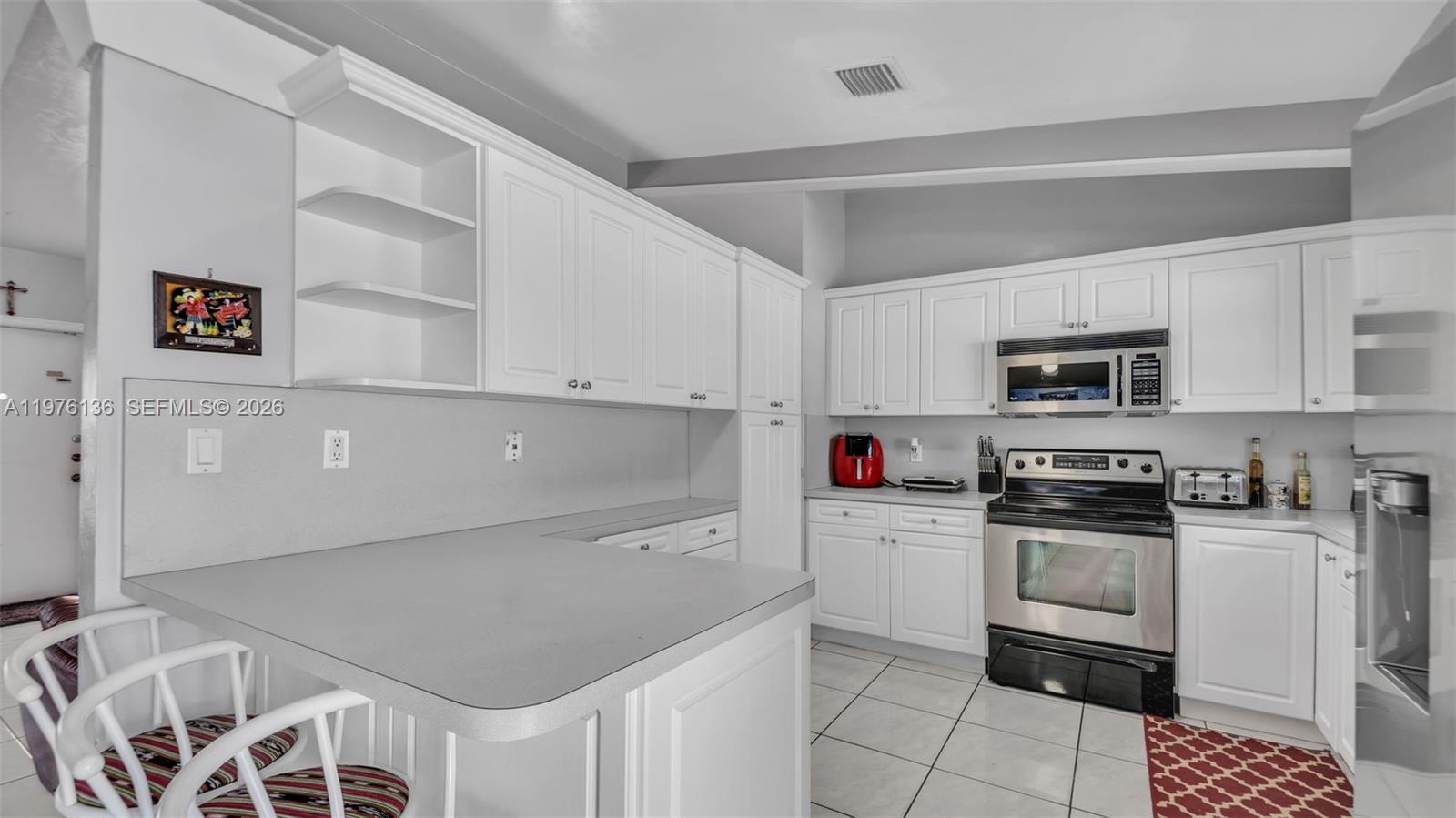 SHORES CALUSA - Residential