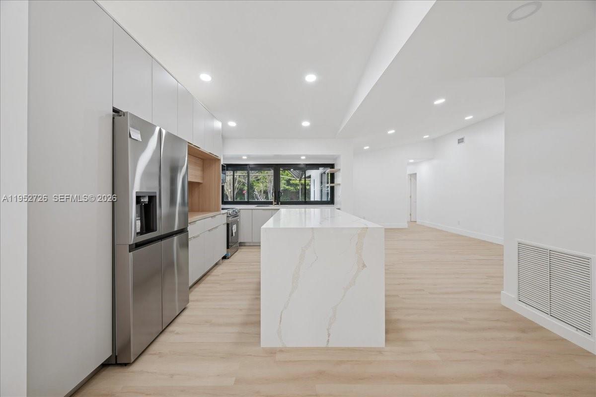 OAK WOOD - Residential