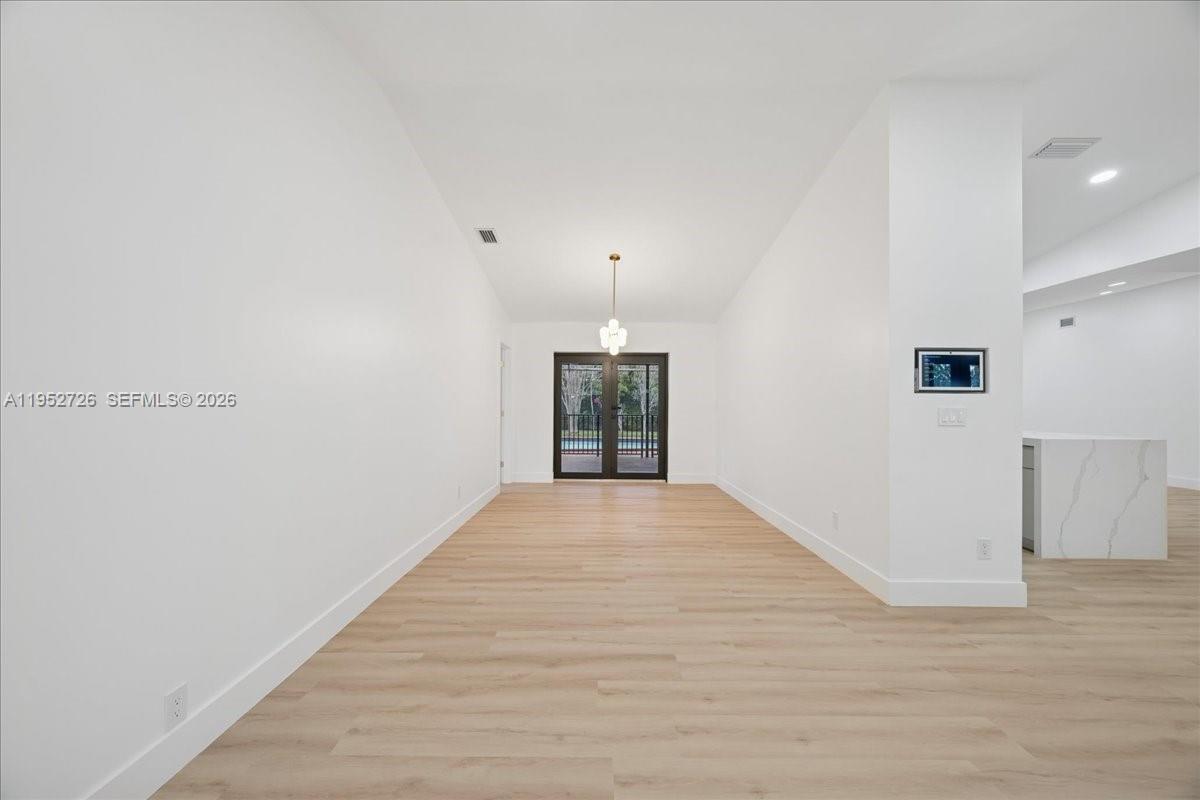 OAK WOOD - Residential