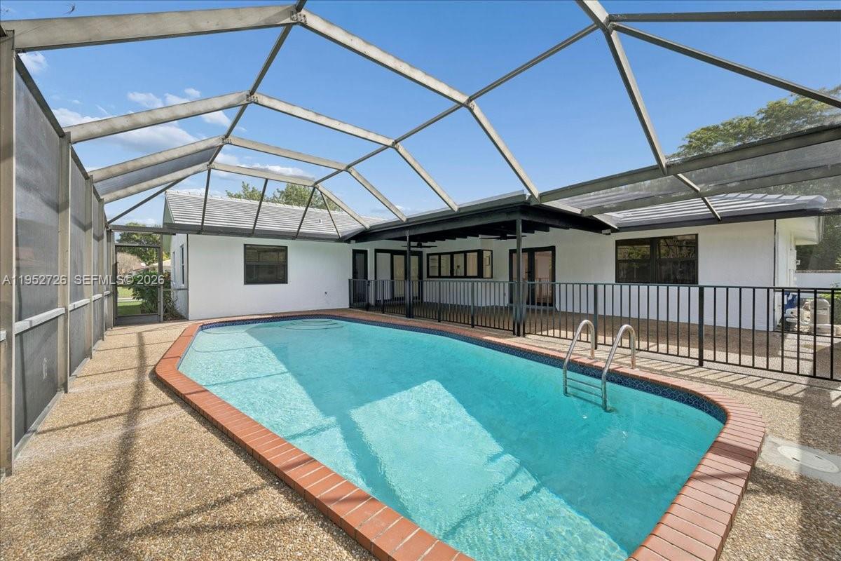 OAK WOOD - Residential