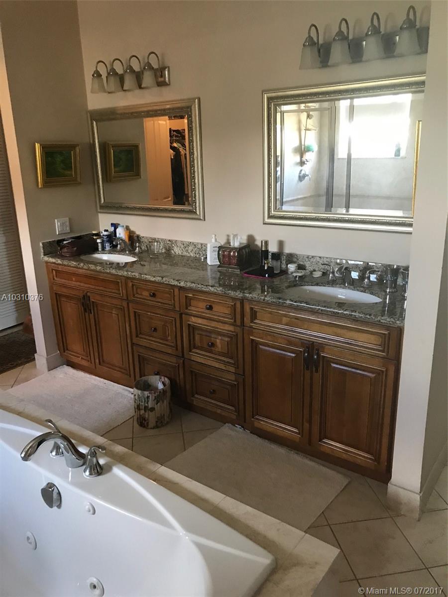 WAVERLY PLACE - Residential Lease