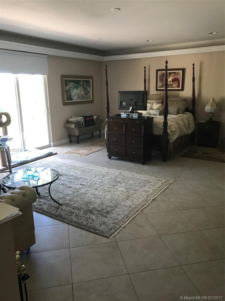 WAVERLY PLACE - Residential Lease