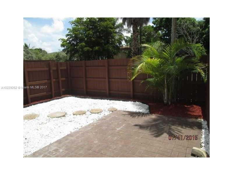 Snapper Village Condo Ph - Residential Lease