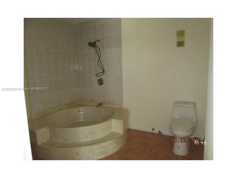 Snapper Village Condo Ph - Residential Lease