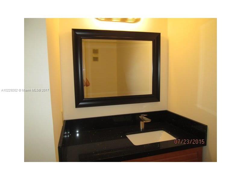 Snapper Village Condo Ph - Residential Lease