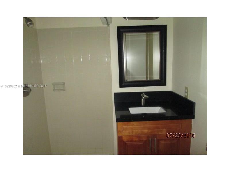 Snapper Village Condo Ph - Residential Lease