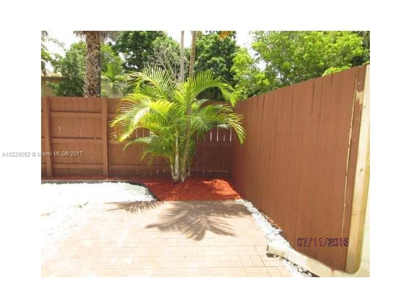 Snapper Village Condo Ph - Residential Lease