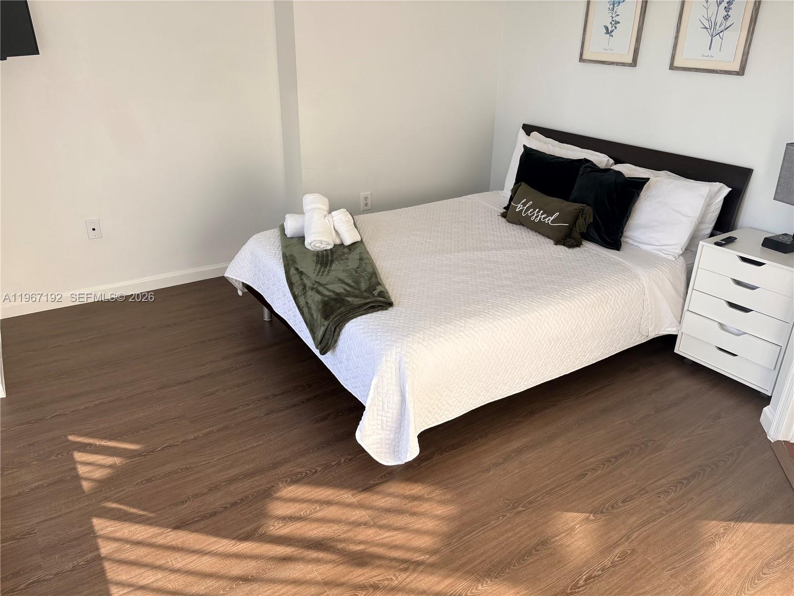 THE CLUB AT BRICKELL BAY - Residential