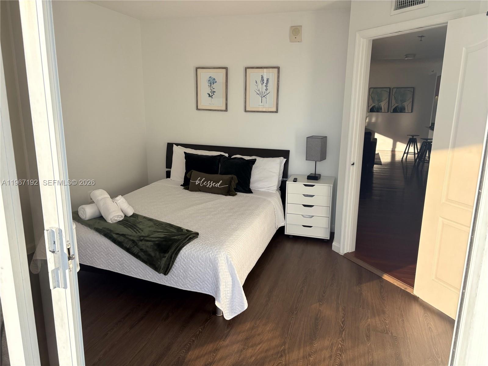 THE CLUB AT BRICKELL BAY - Residential