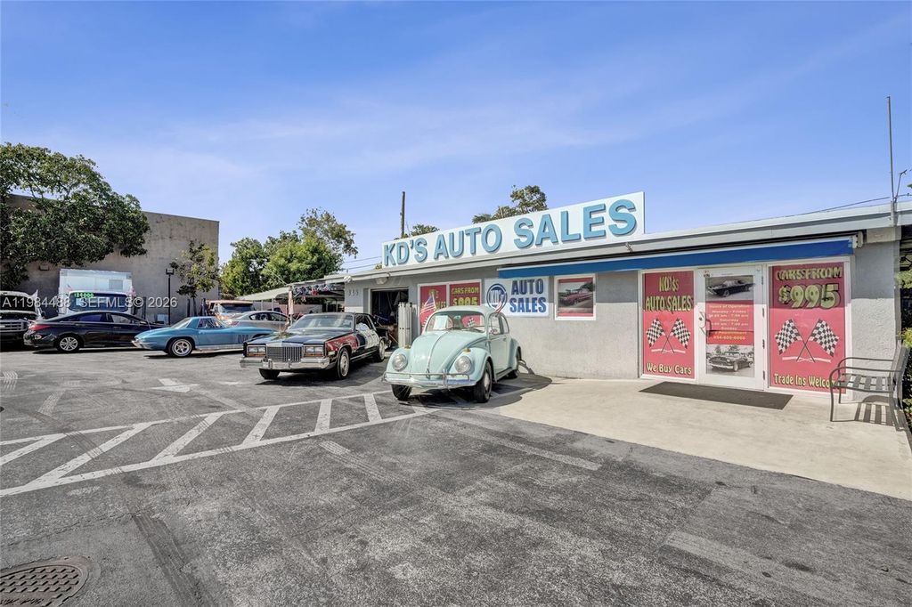 Photo of 345 Copans Rd, Pompano Beach, FL 33064 (MLS # A11984488)